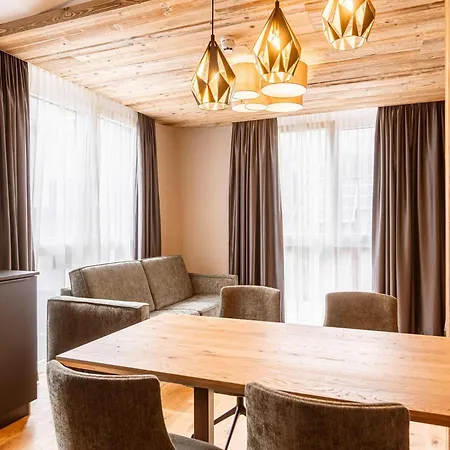 Modern Holiday Apartment