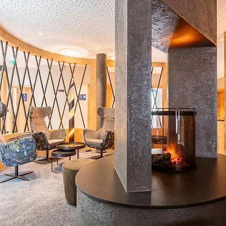 Modern Holiday Apartment