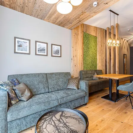 Modern Holiday Apartment
